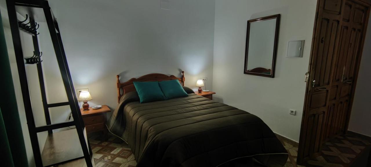 Apartamento Rollo Campillo Trujillo Exterior foto