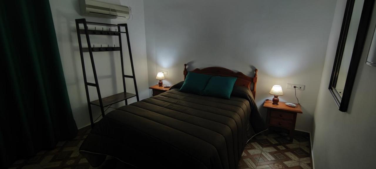 Apartamento Rollo Campillo Trujillo Exterior foto