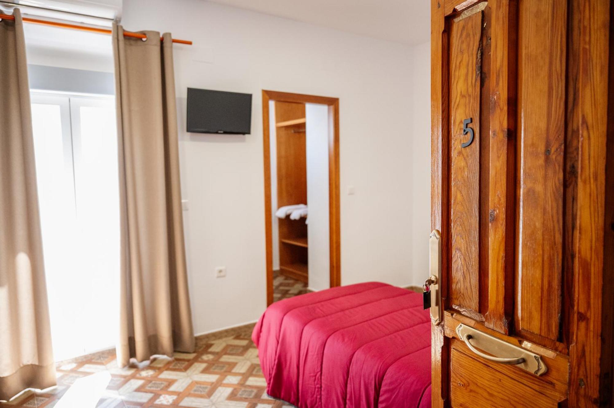 Apartamento Rollo Campillo Trujillo Exterior foto
