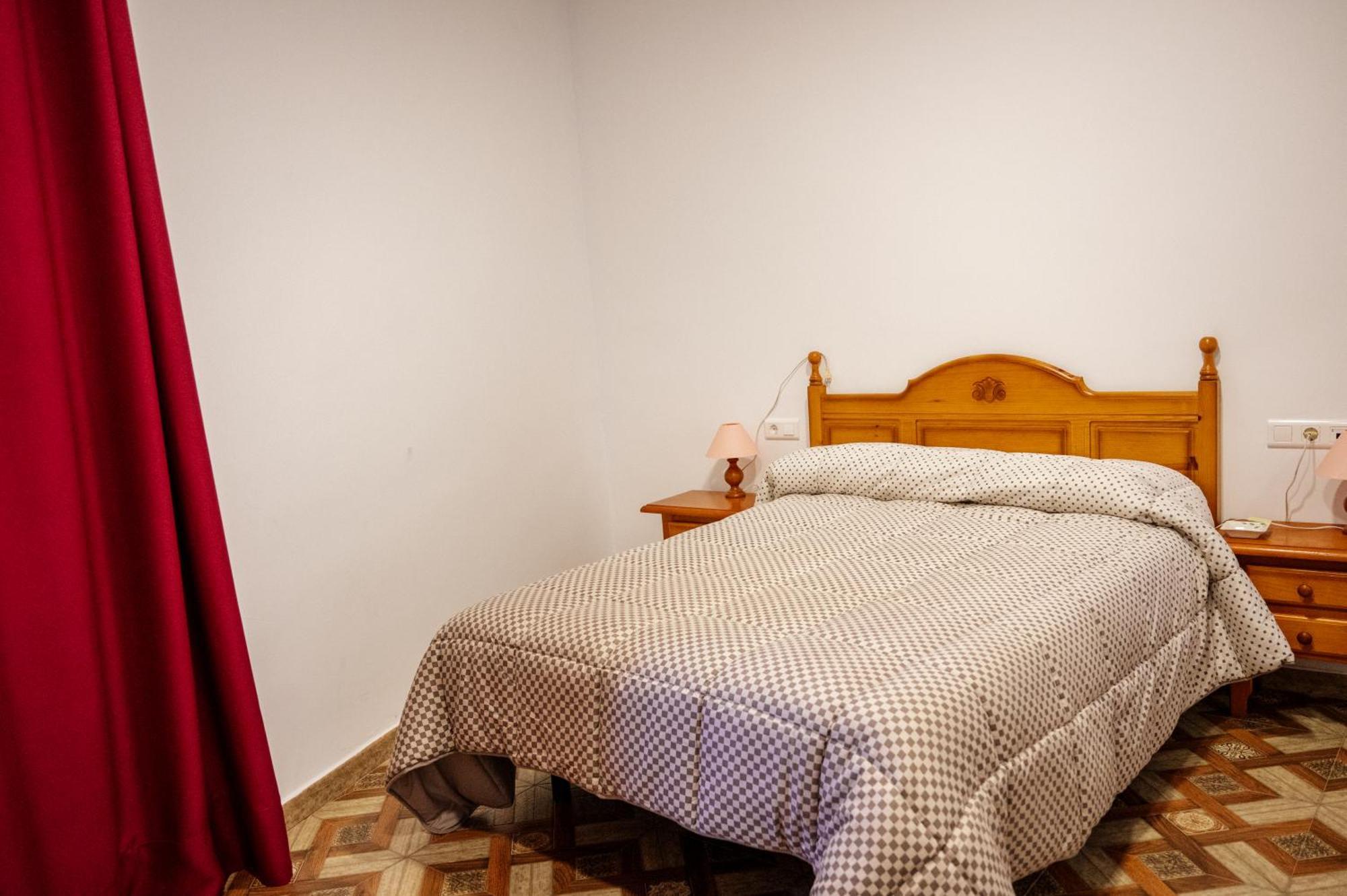 Apartamento Rollo Campillo Trujillo Exterior foto