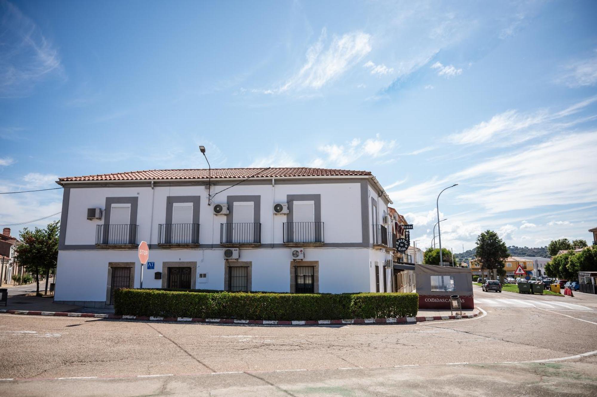 Apartamento Rollo Campillo Trujillo Exterior foto